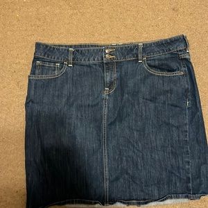 Old navy high rise blue Jean skirt.